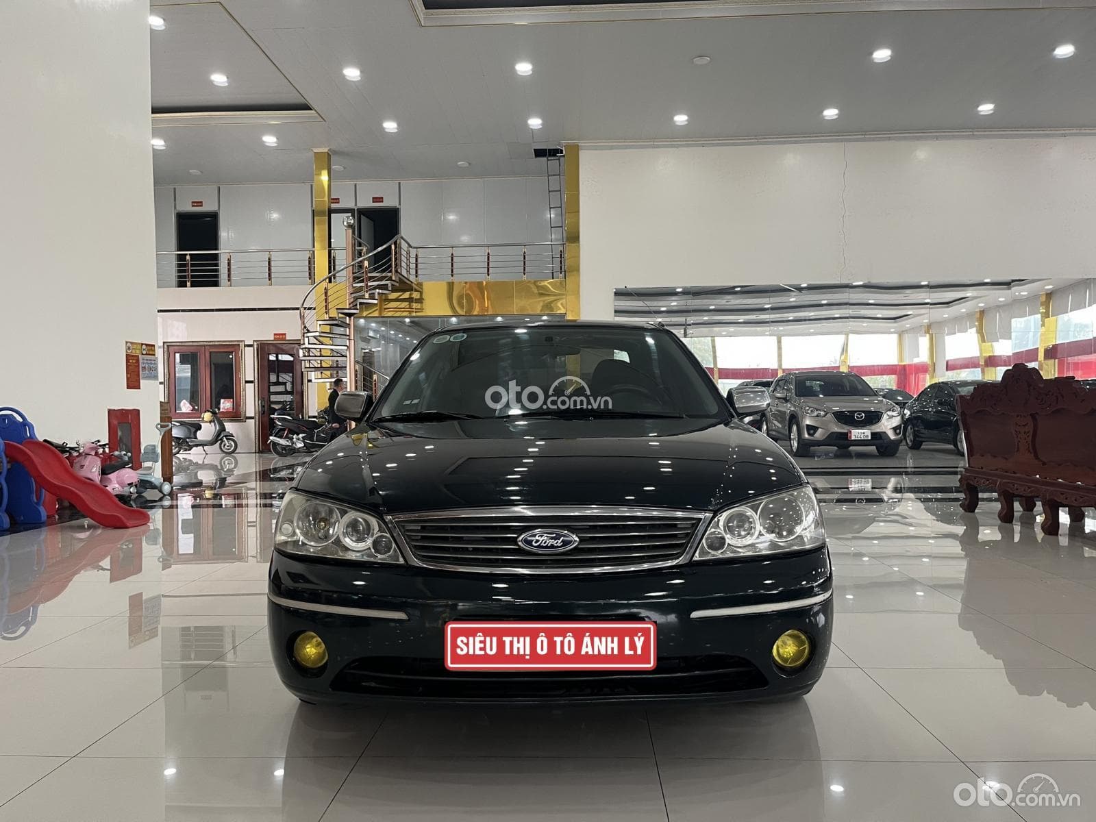 2005 Ford Laser