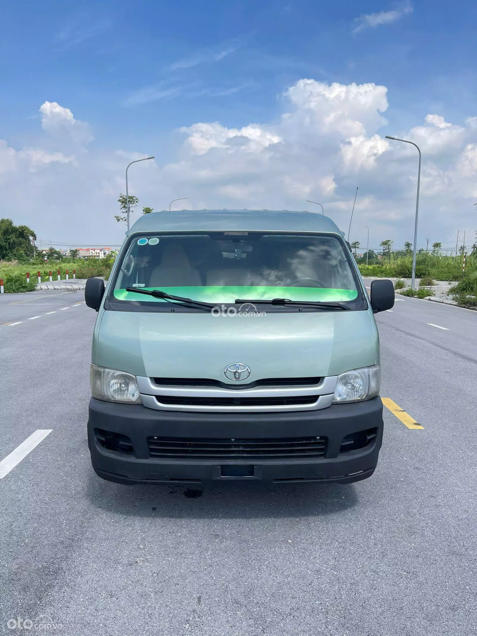 2010 Toyota Hiace