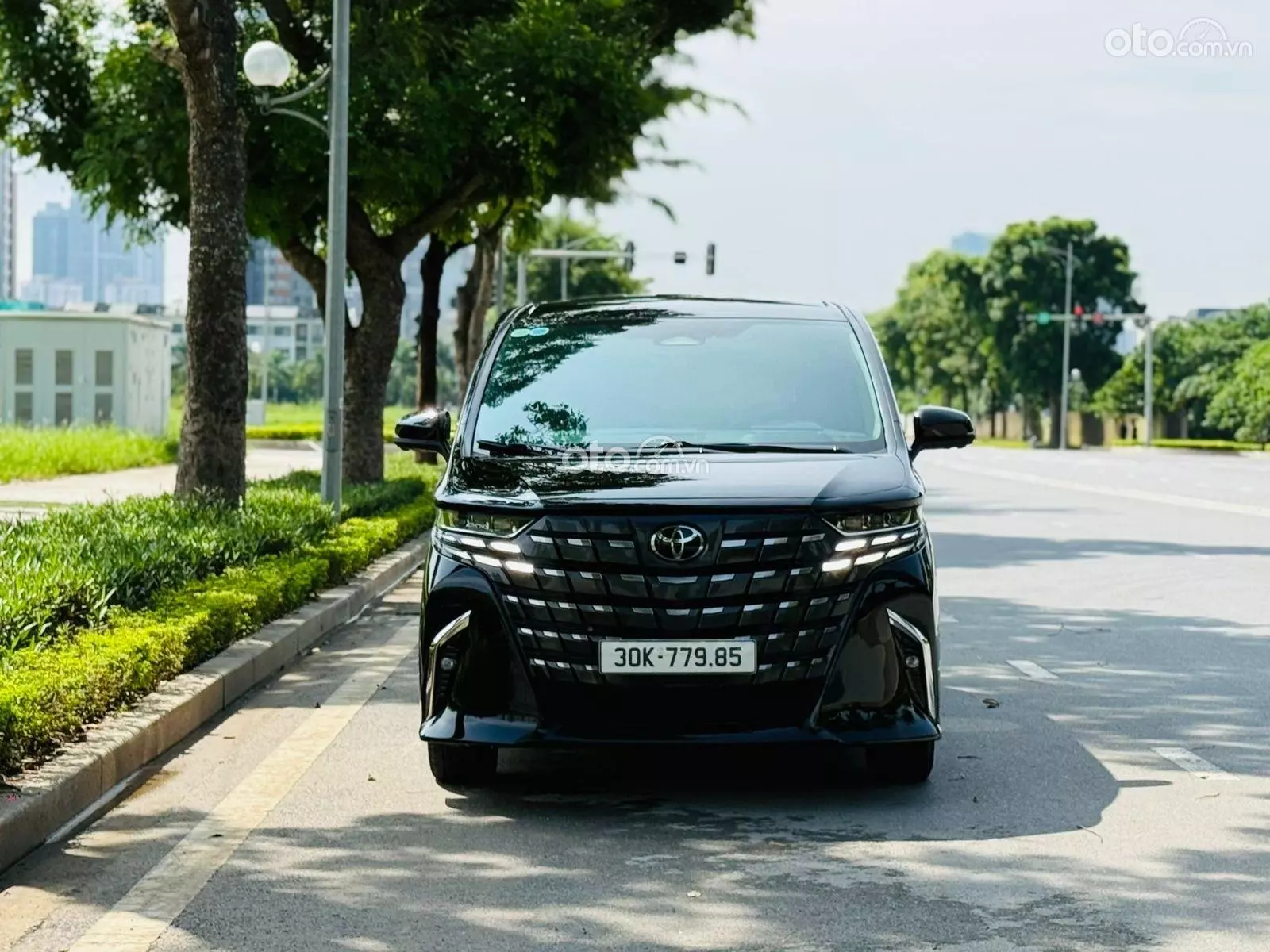 2023 Toyota Alphard Executive Lounge