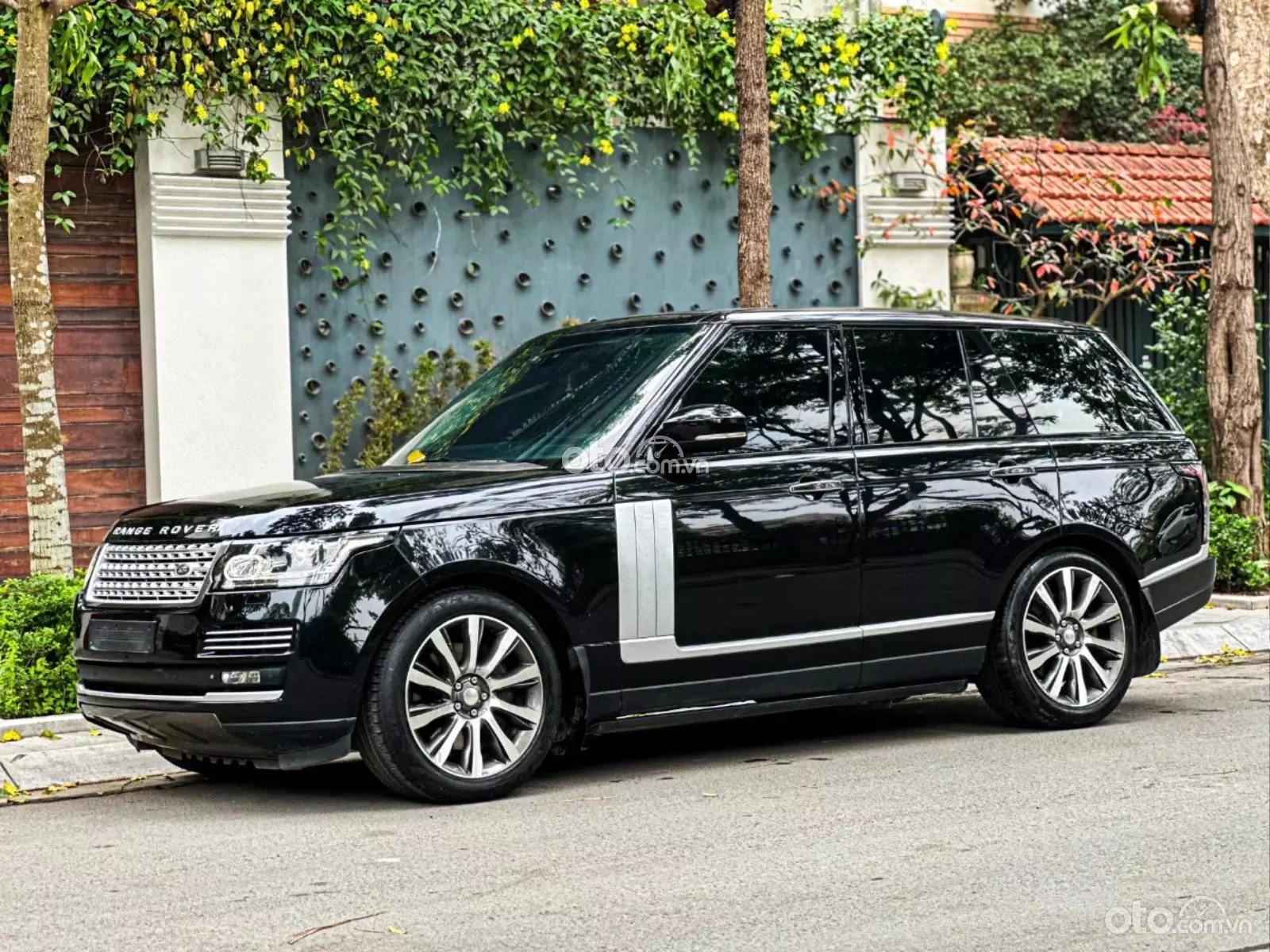 2014 Land Rover Range Rover Autobiography LWB 5.0 V8