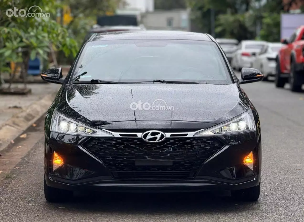 2020 Hyundai Elantra Sport 1.6