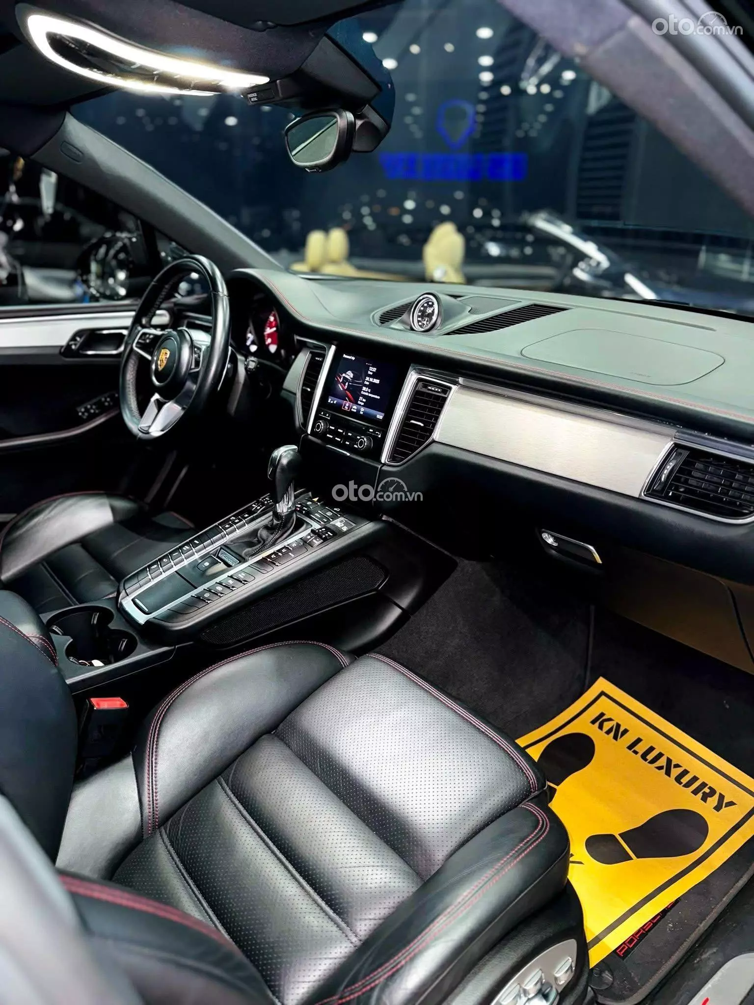 Thumbnail 11