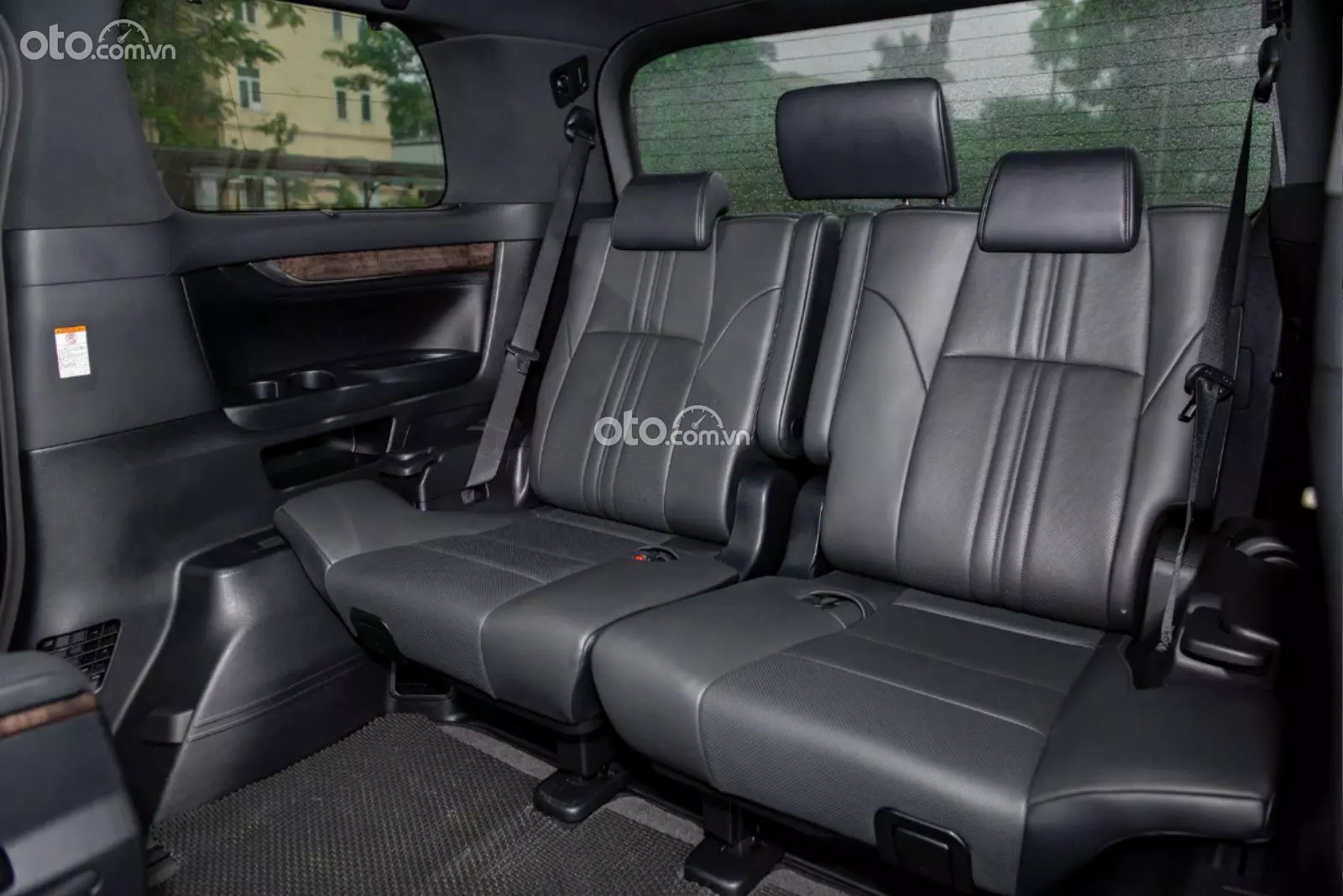 Thumbnail 10