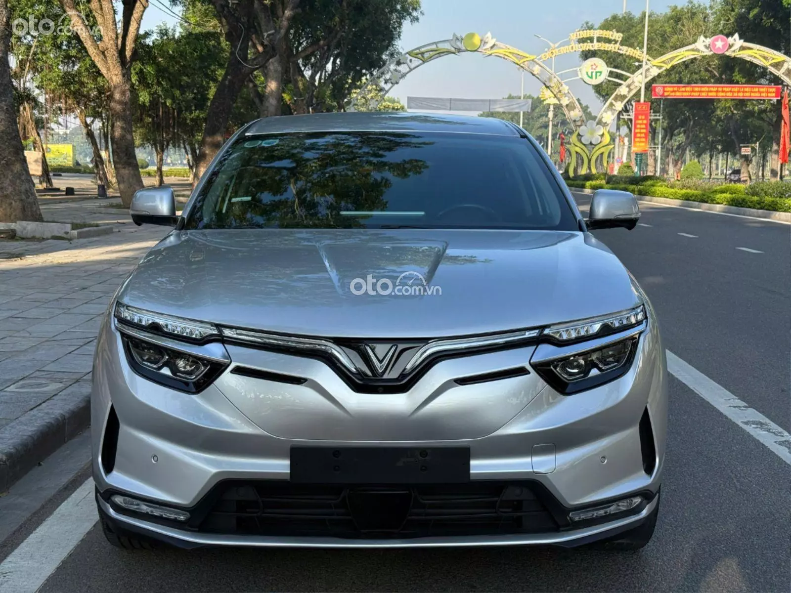2023 VinFast VF8