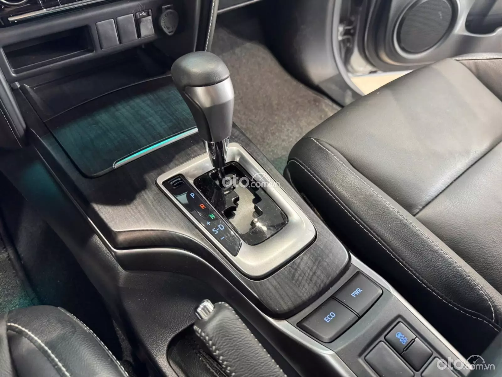 2022 Toyota Fortuner 2.7 V 4X2 AT - ảnh nhỏ 12