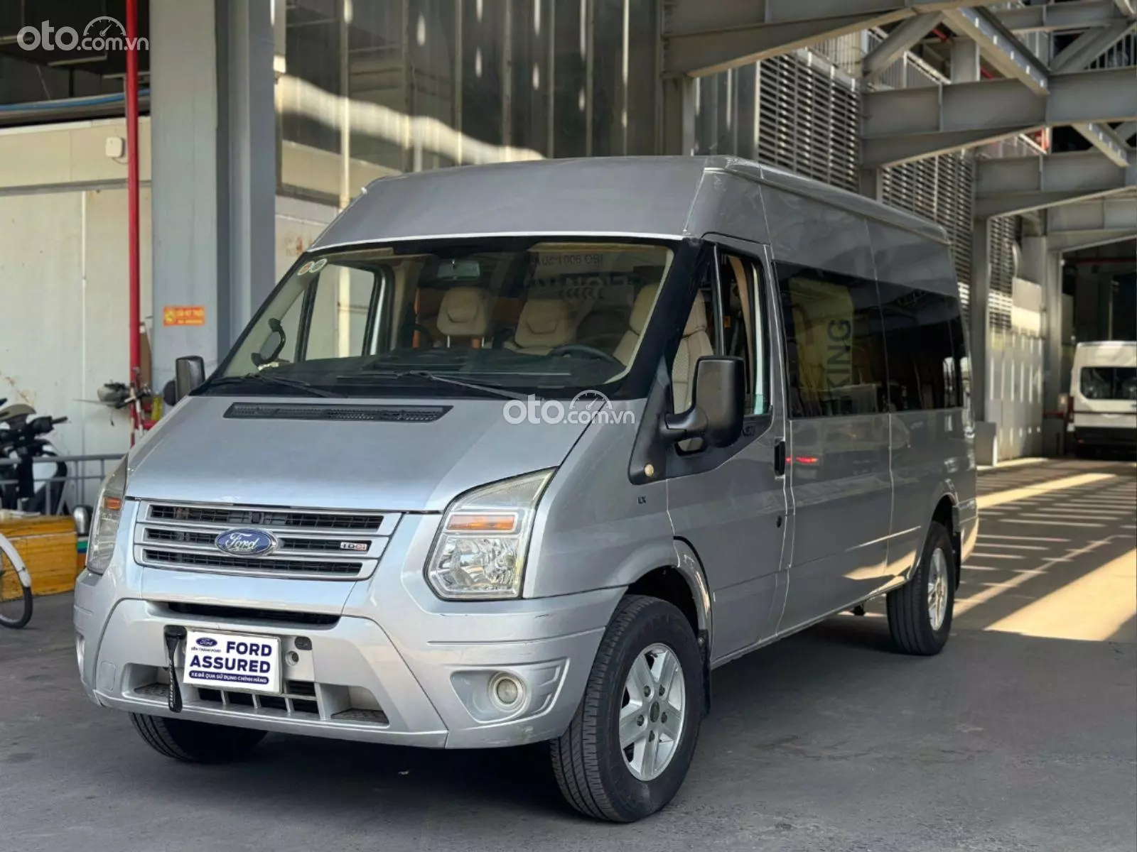 2018 Ford Transit 6 chỗ 2.4 Diesel