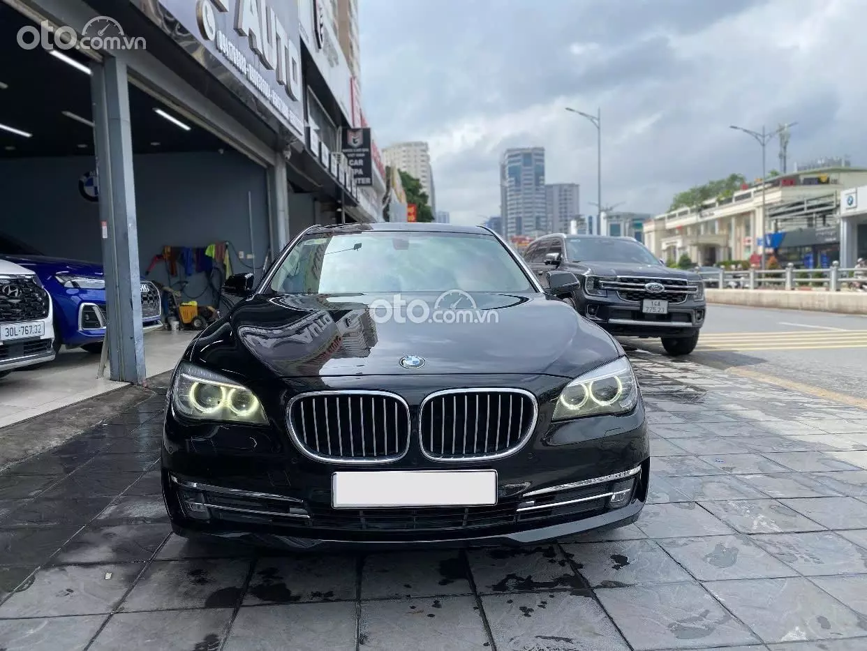 2013 BMW 730Li