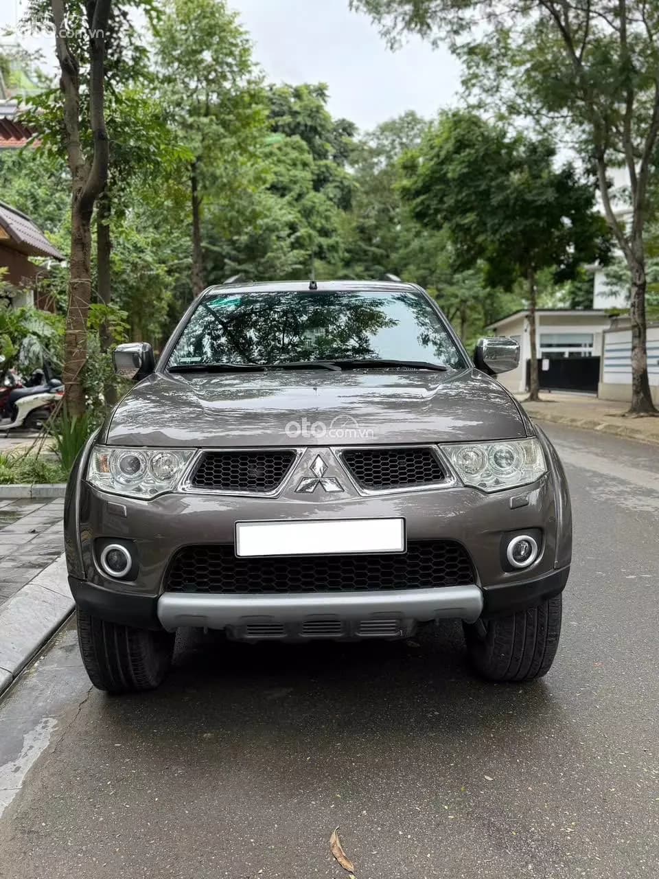 2012 Mitsubishi Pajero Sport