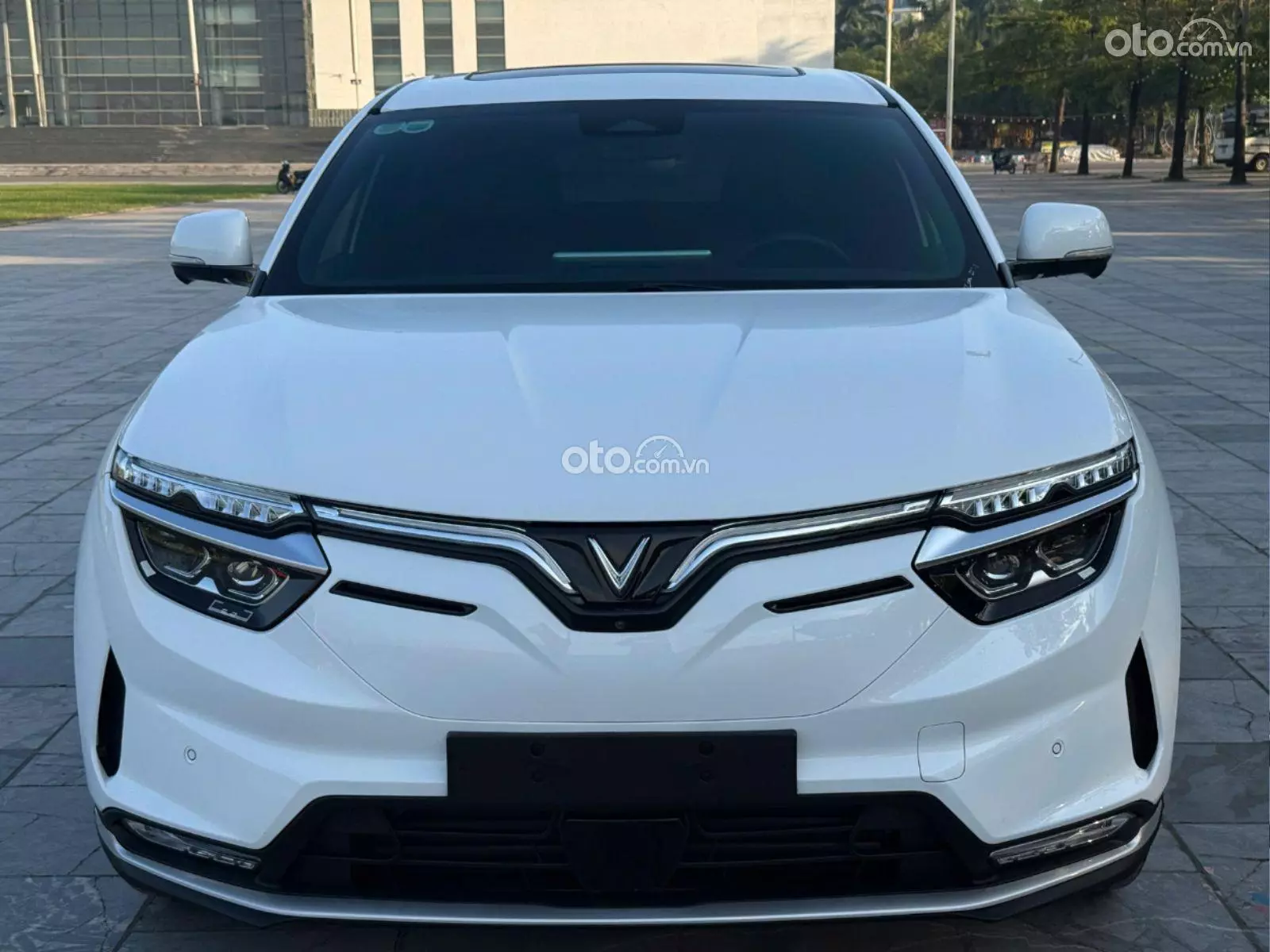 2023 VinFast VF8