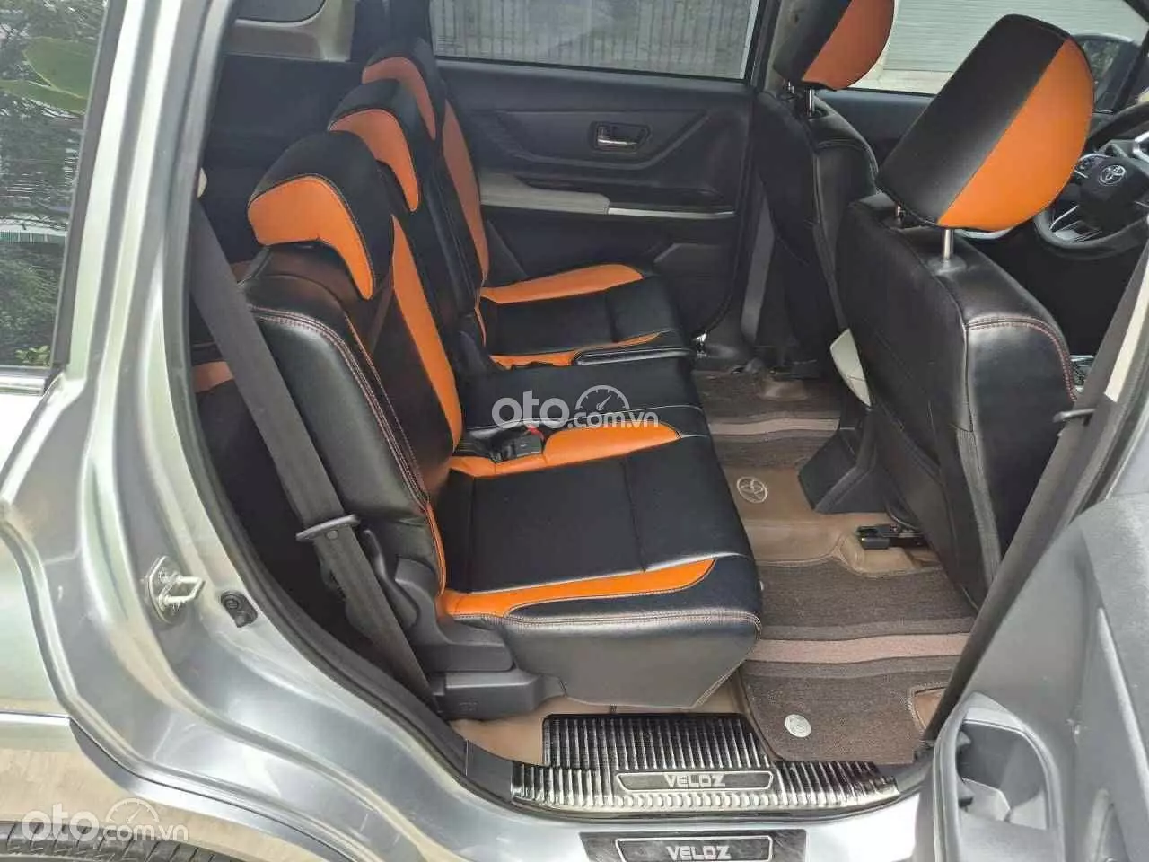 Thumbnail 11