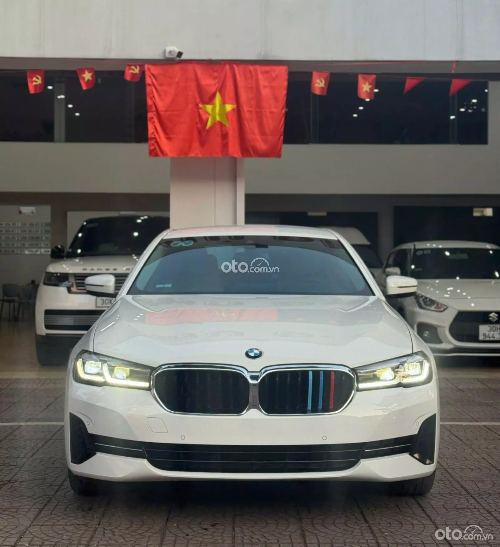 2022 BMW 520i Luxury Line