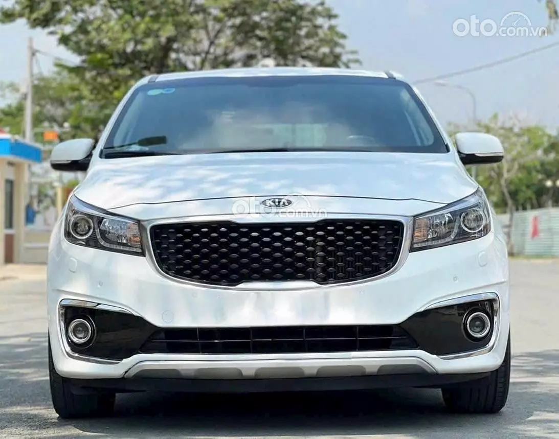 2017 Kia Sedona 2.2 Platinum D - Image 1