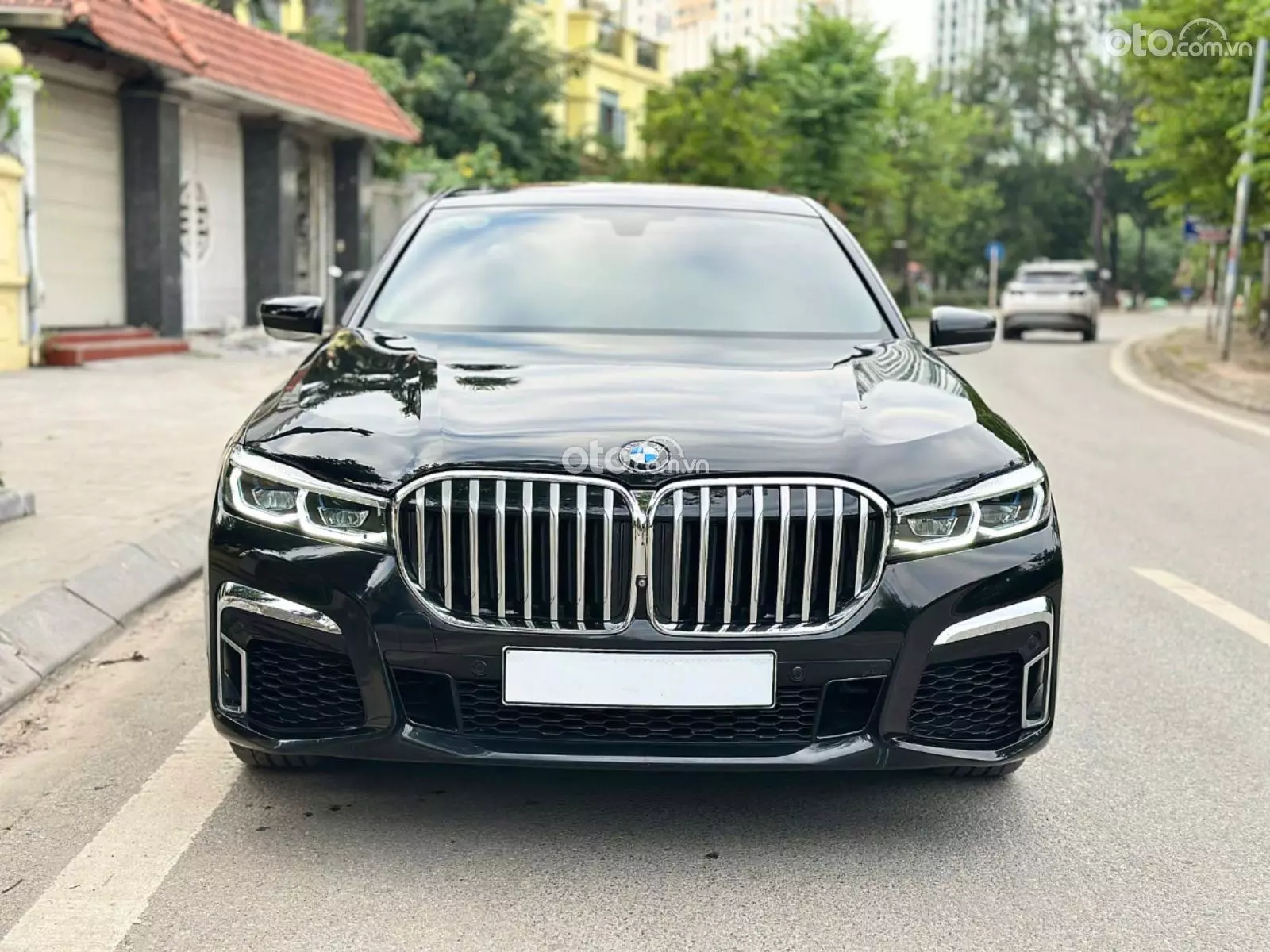 2016 BMW 730Li M Sport - Image 1