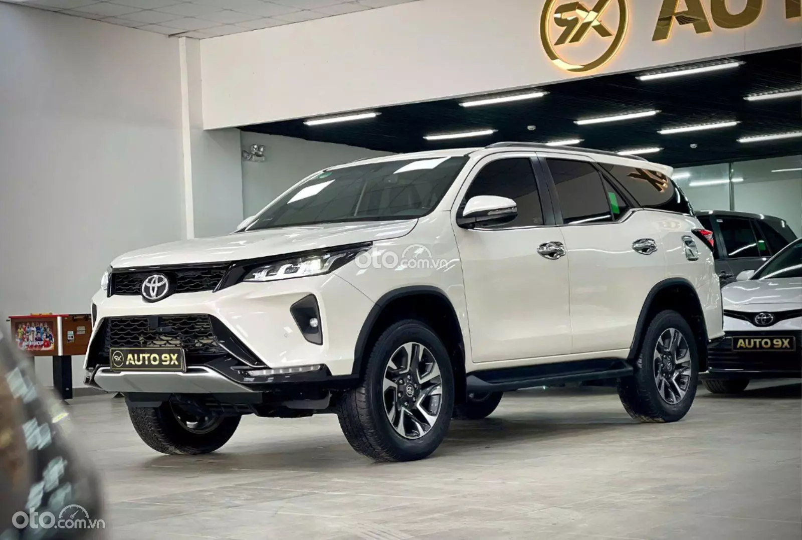 2020 Toyota Fortuner 2.4 AT 4x2 Legender