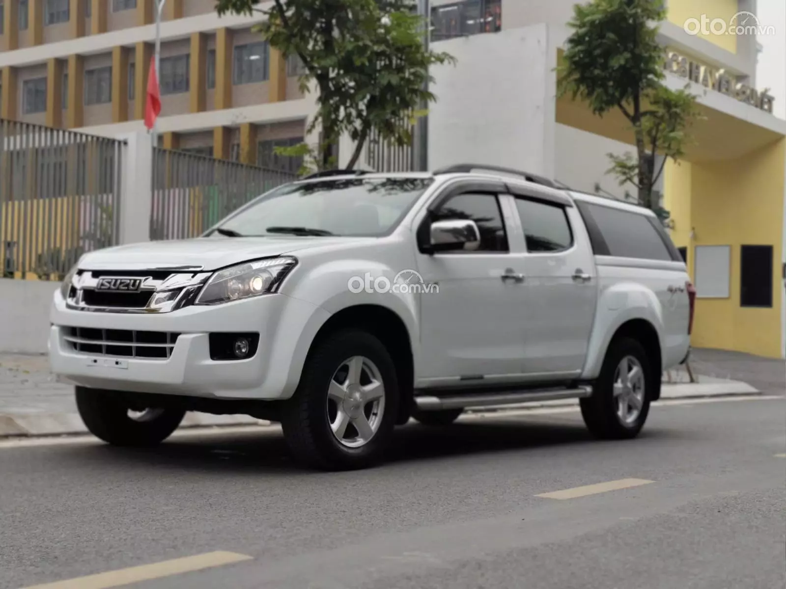 2016 Isuzu D-Max LS 2.5 4x4 MT