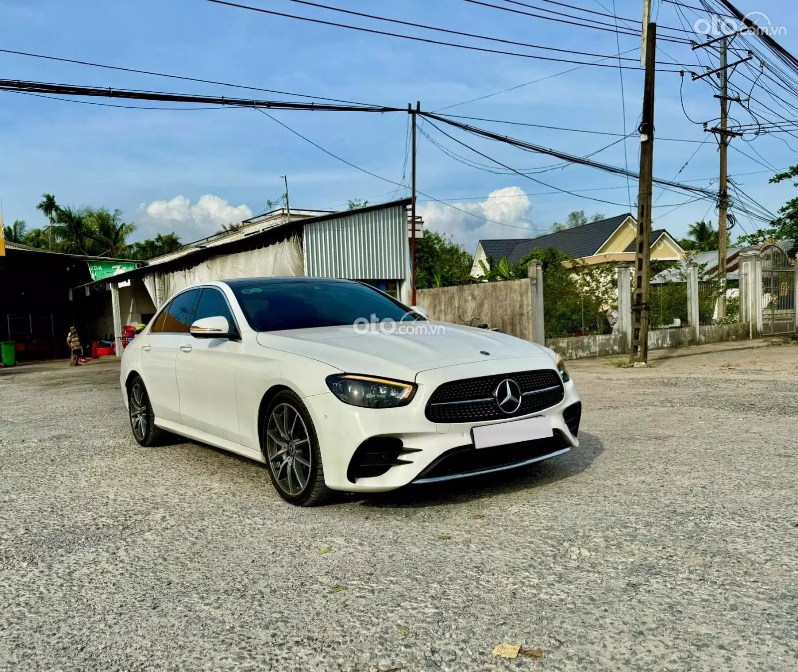 2021 Mercedes-Benz E300 AMG