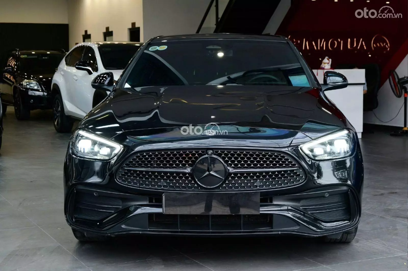 2022 Mercedes-Benz C300 - Image 1