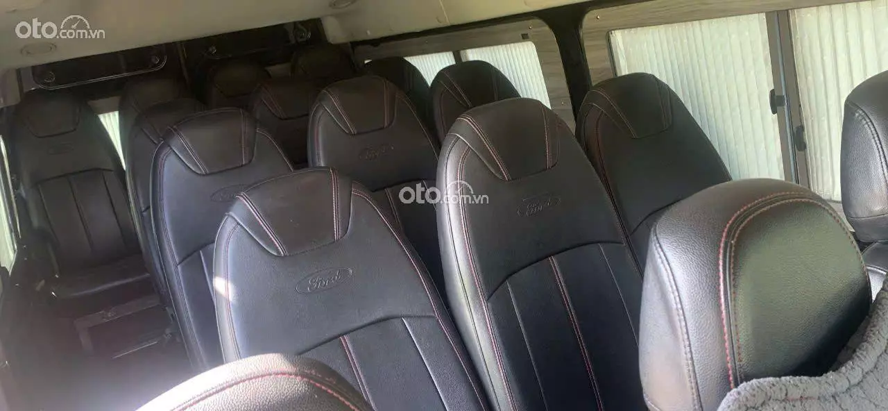 2022 Ford Transit Cao cấp