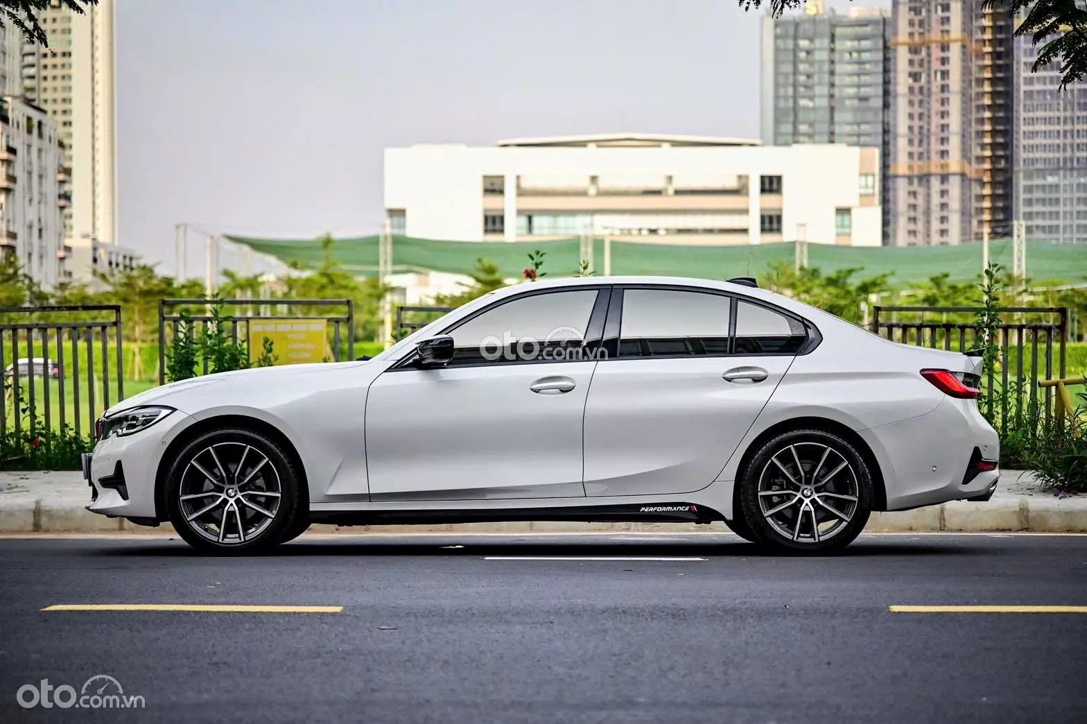 2020 BMW 320i Sport Line Plus - ảnh nhỏ 3
