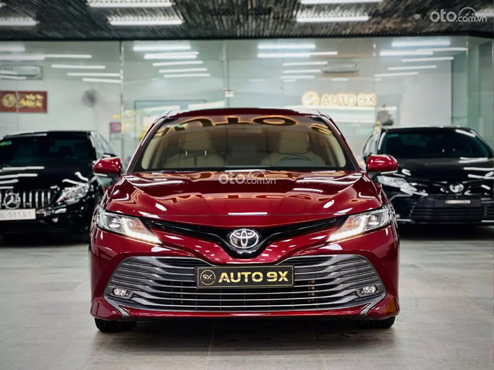 2019 Toyota Camry 2.0G