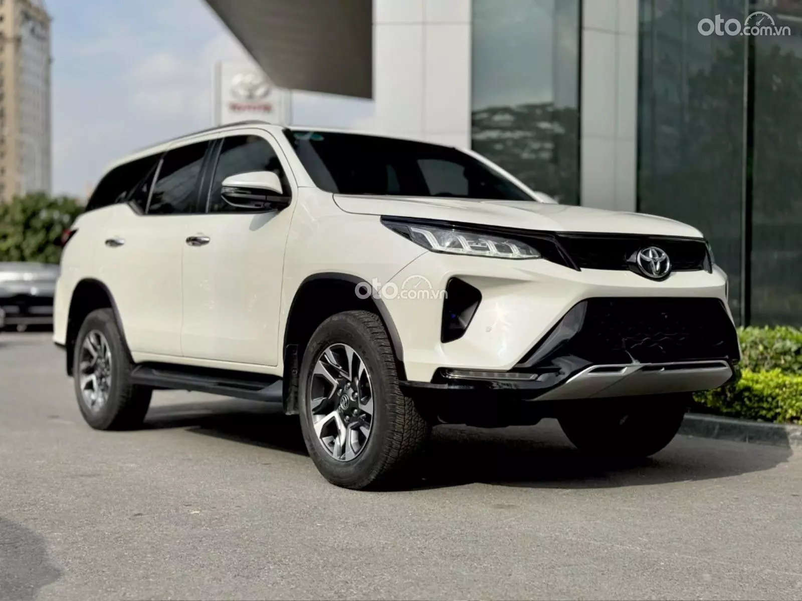 2020 Toyota Fortuner 2.4 AT 4x2 Legender - ảnh nhỏ 3