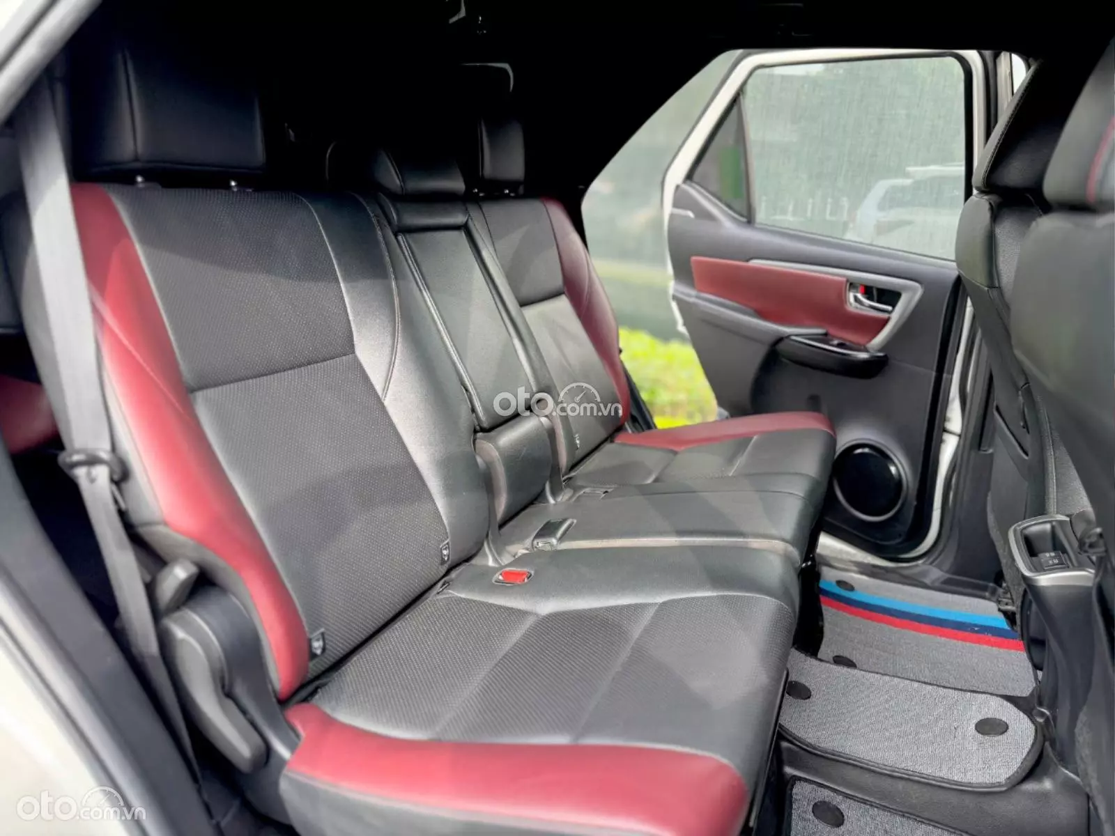 2020 Toyota Fortuner 2.4 AT 4x2 Legender - ảnh nhỏ 9
