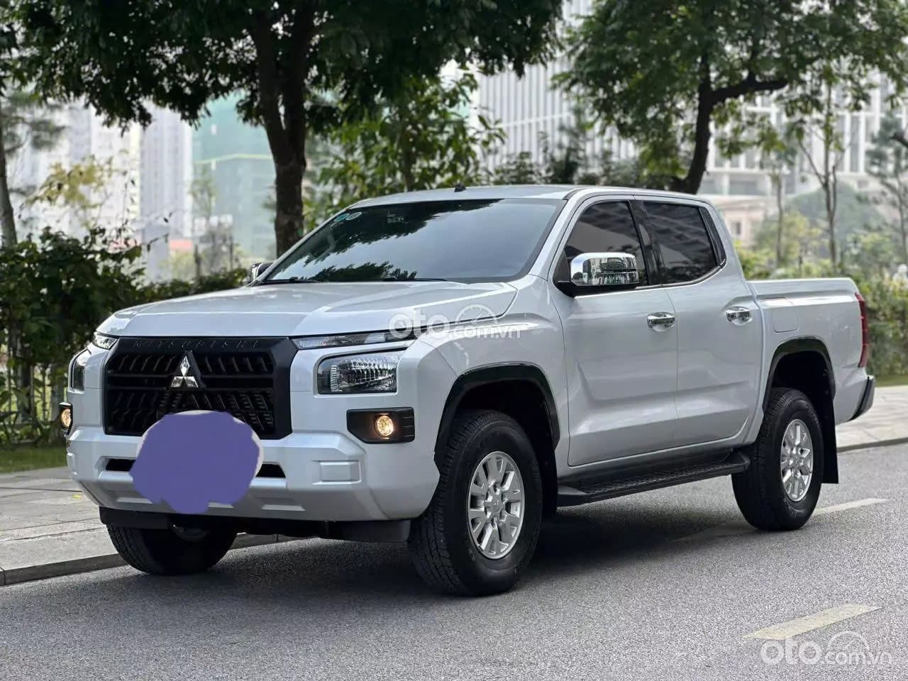 2024 Mitsubishi Triton GLX