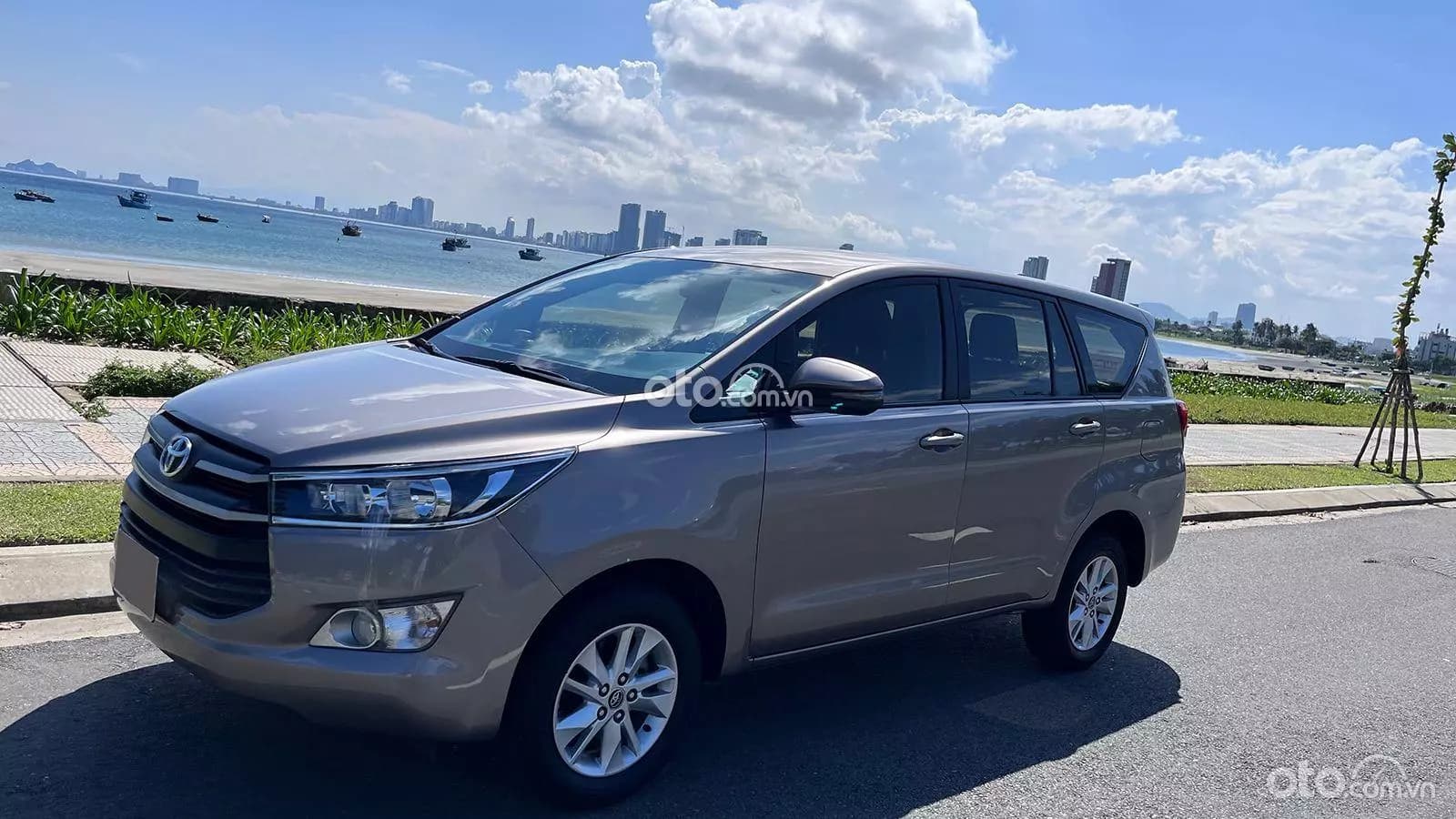 2018 Toyota Innova 2.0E