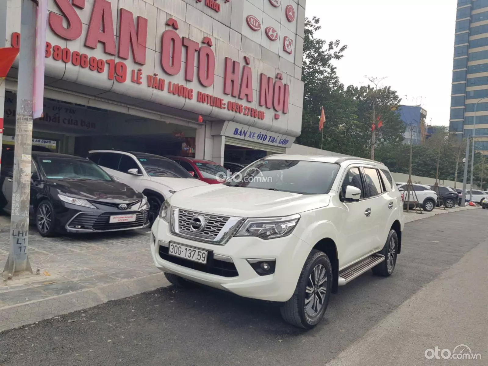 2019 Nissan Terra V 4WD 7 AT