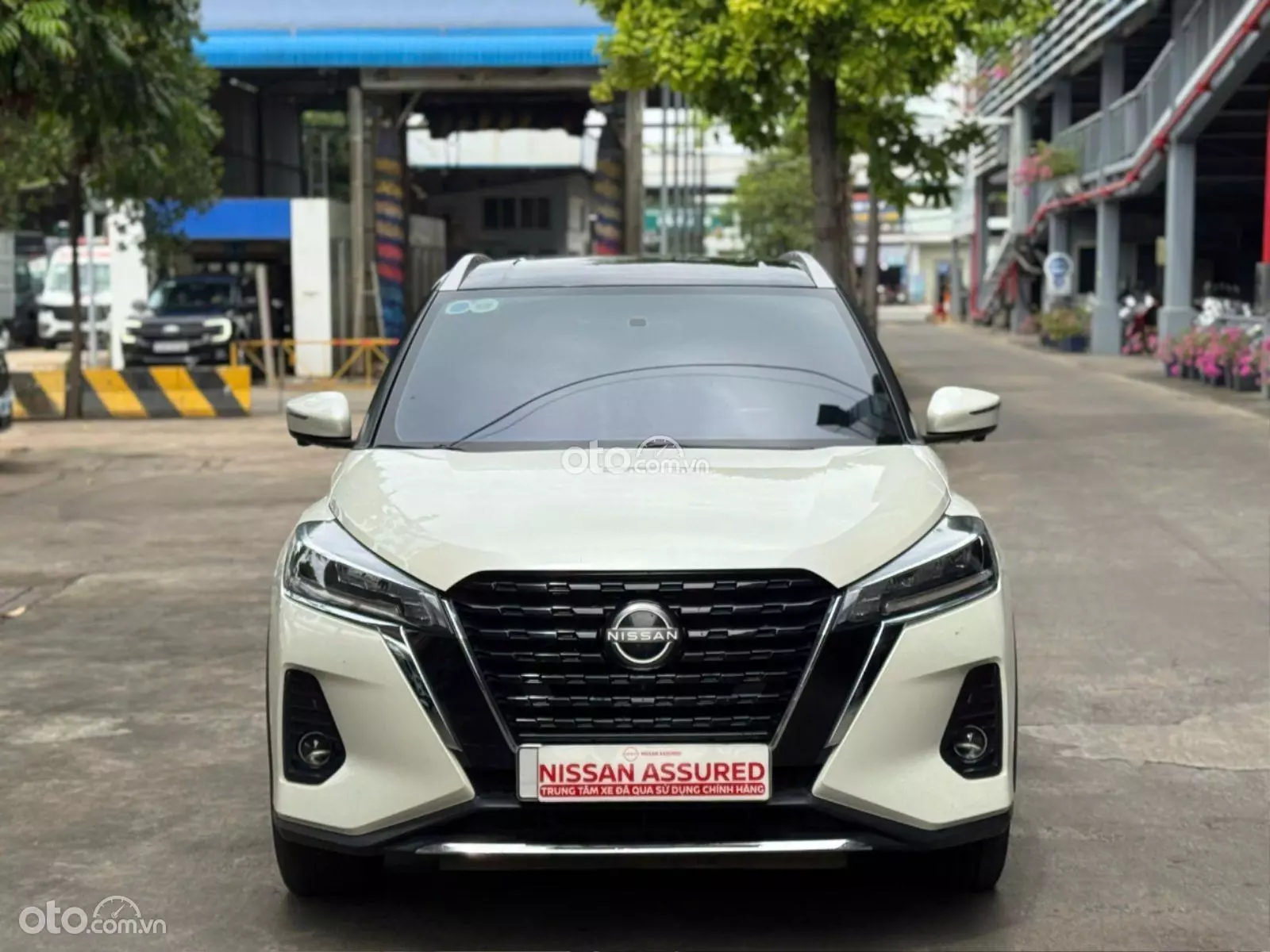 2023 Nissan Kicks V