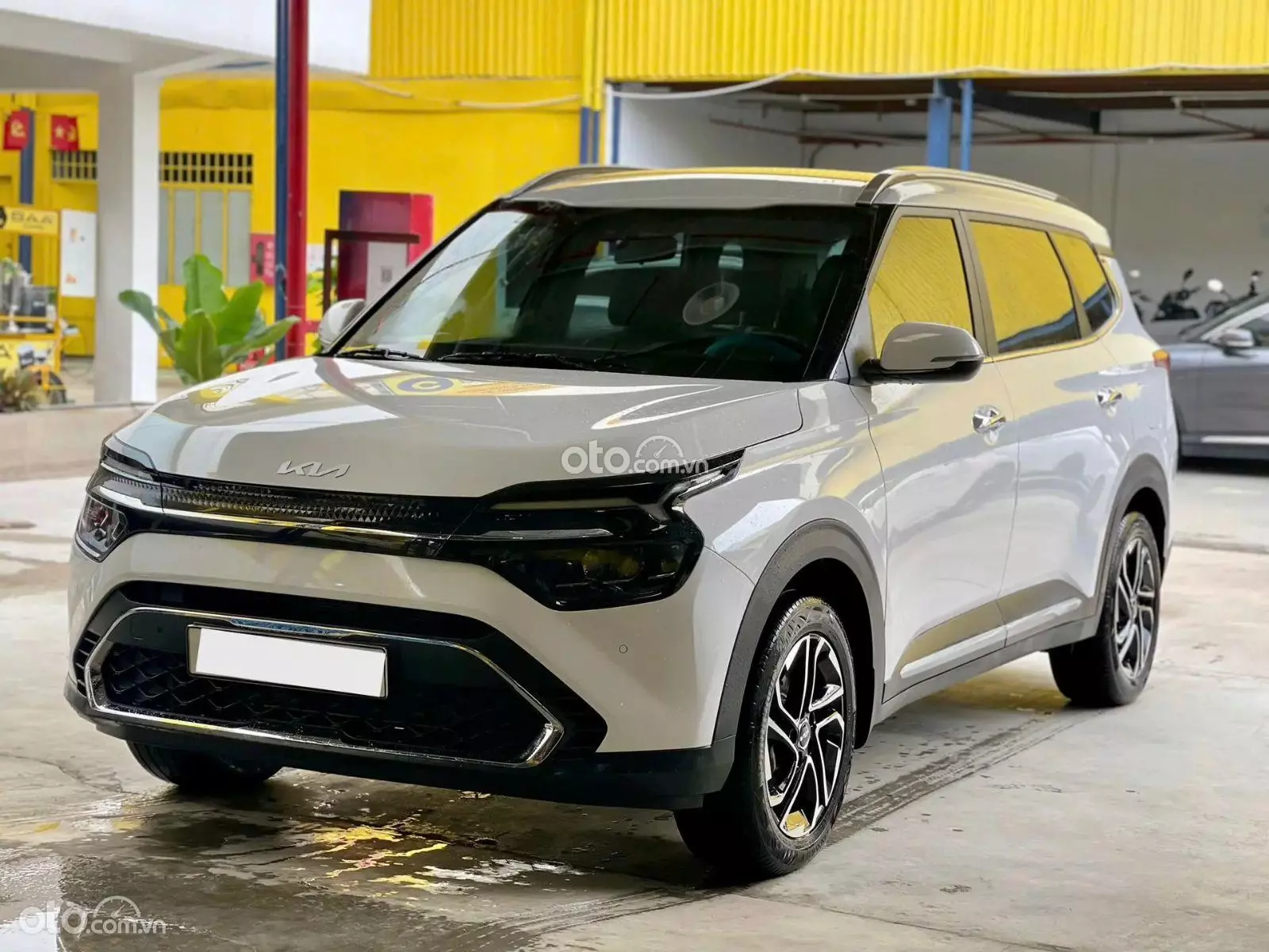 2023 Kia Carens 1.5G Luxury