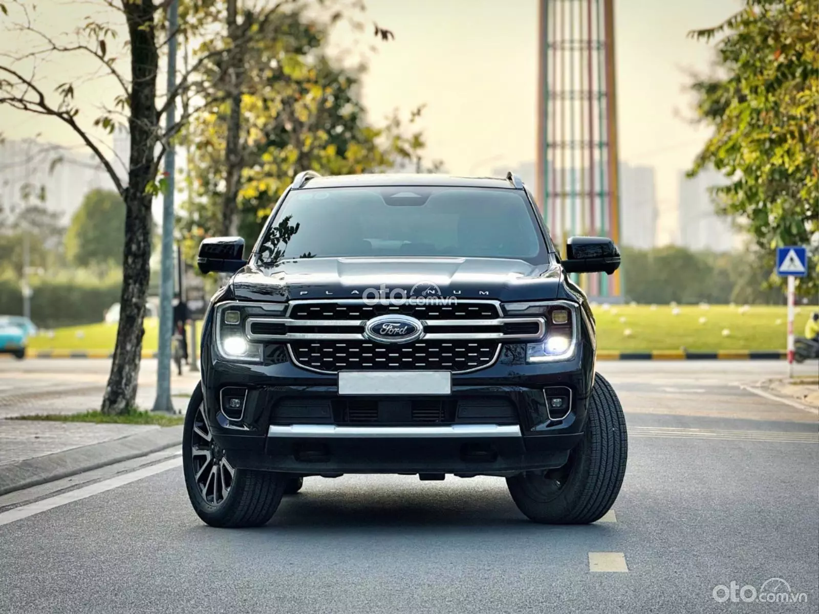 2025 Ford Everest Platinum 2.0L 4x4 AT