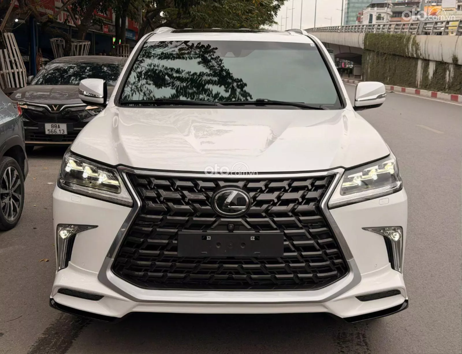 2020 Lexus LX 570
