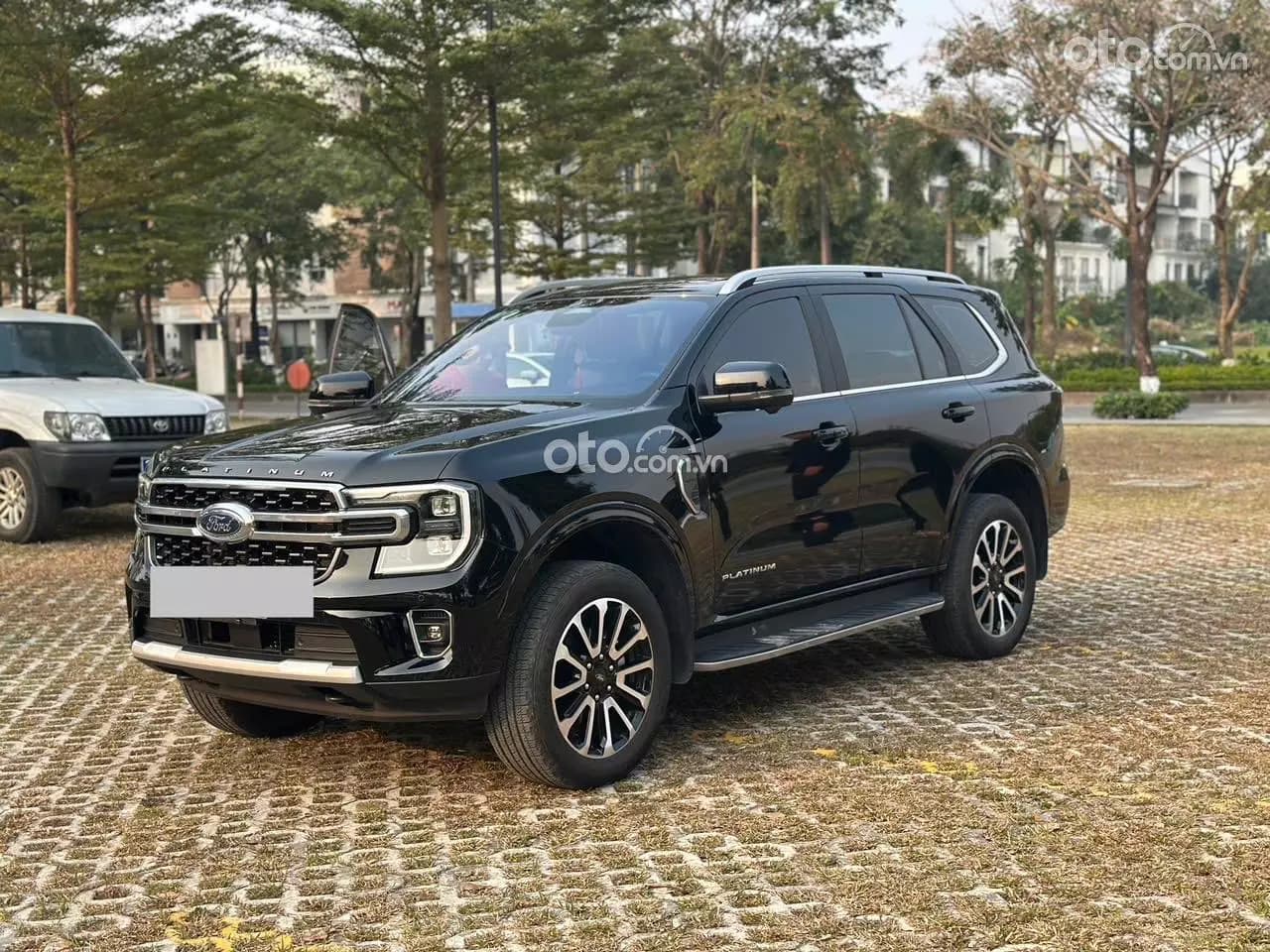 2025 Ford Everest Platinum 2.0L 4x4 AT