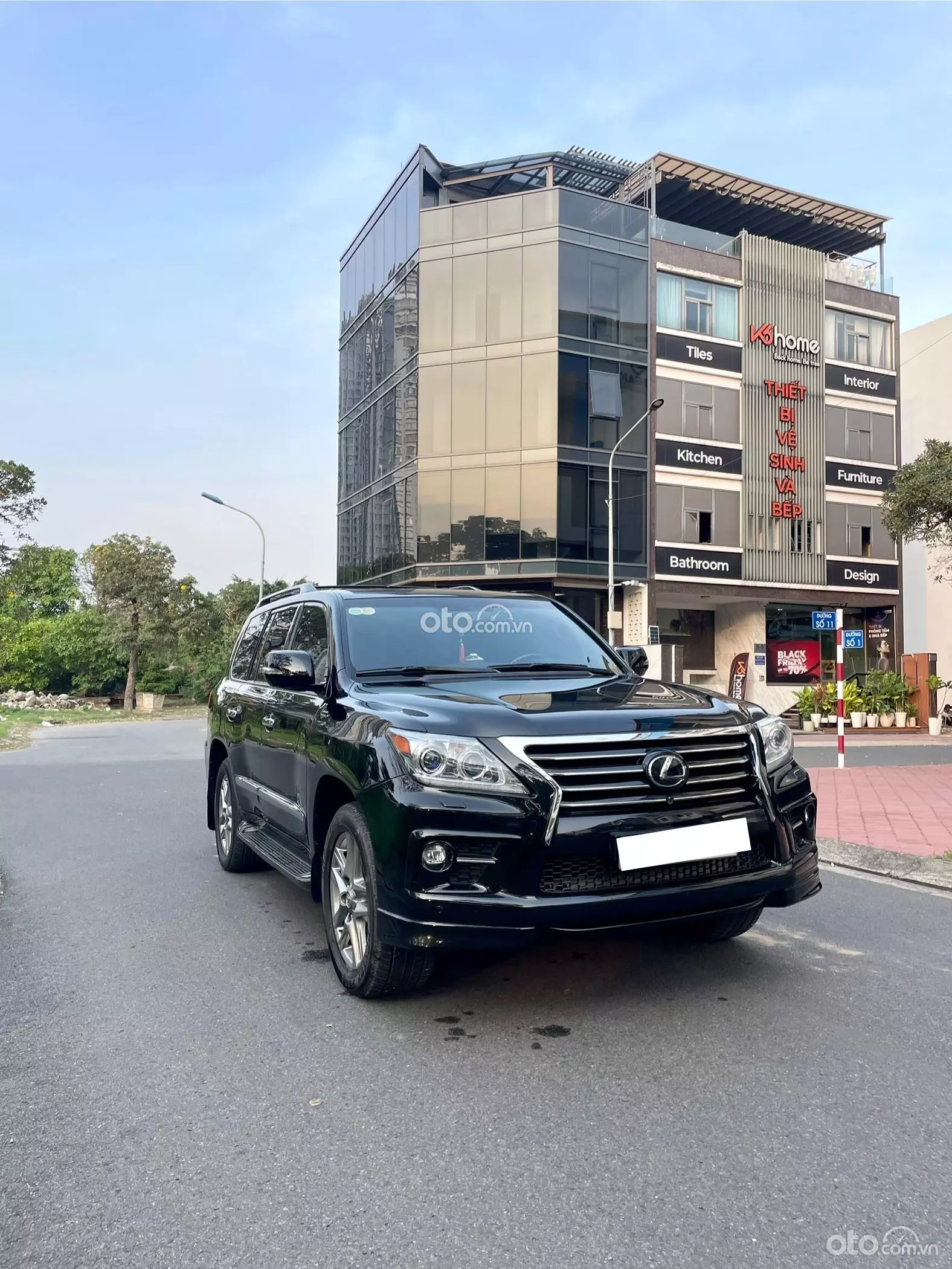 2013 Lexus LX 570