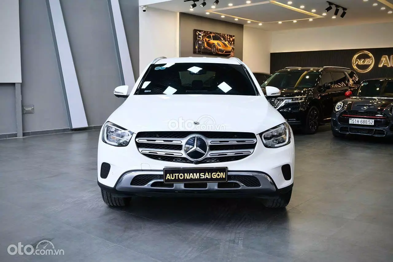 2022 Mercedes-Benz GLC 200 V1