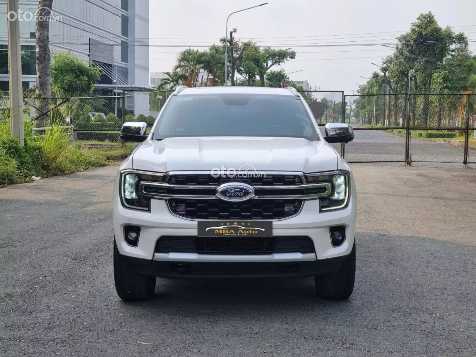 2022 Ford Everest Titanium 2.0 AT 4x2 - ảnh nhỏ 3