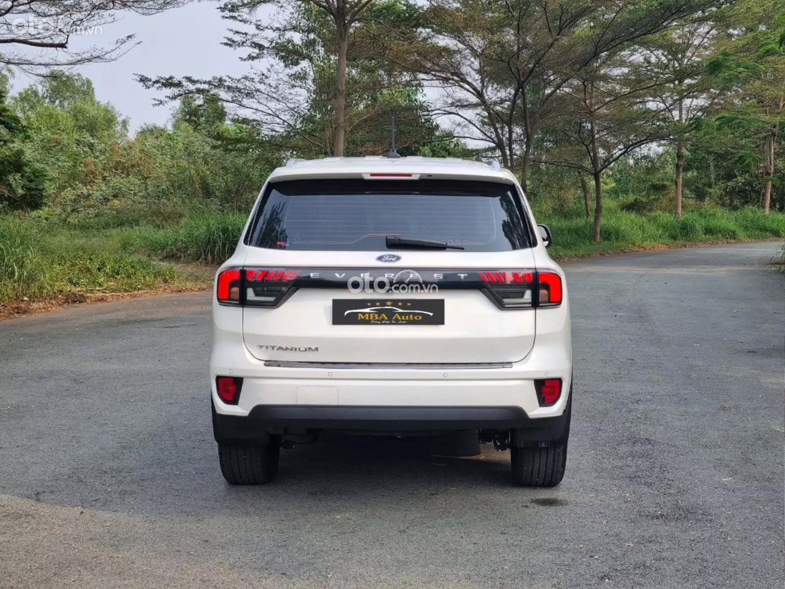 2022 Ford Everest Titanium 2.0 AT 4x2 - ảnh nhỏ 4