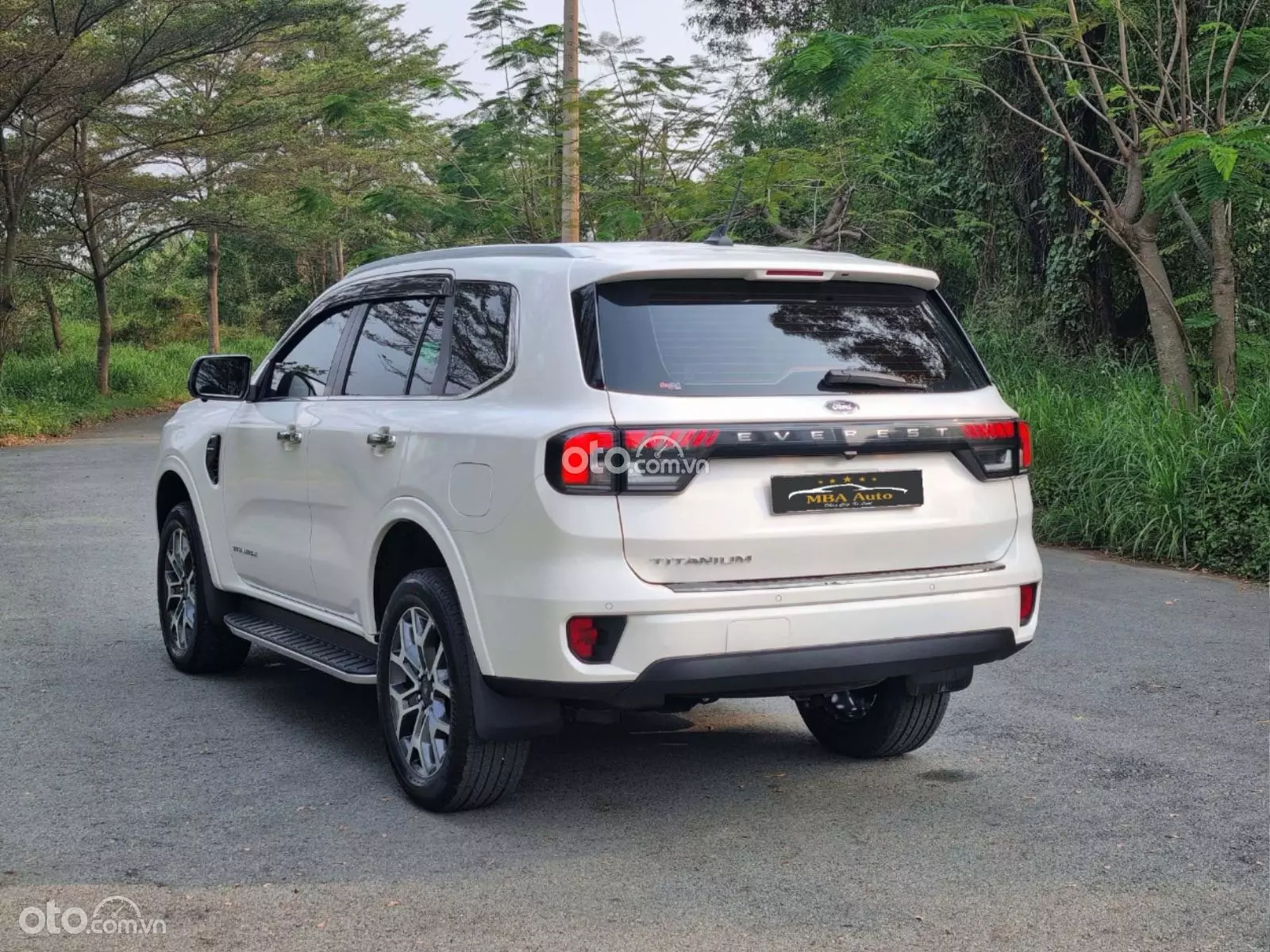 2022 Ford Everest Titanium 2.0 AT 4x2 - ảnh nhỏ 2