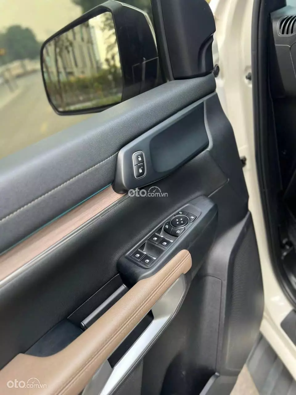 2022 Ford Everest Titanium 2.0 AT 4x2 - ảnh nhỏ 7