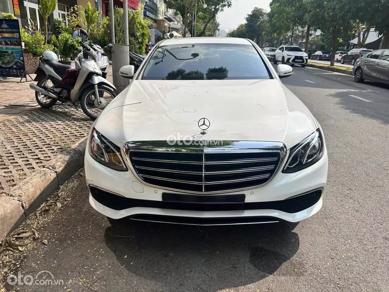 2019 Mercedes-Benz E200 E200