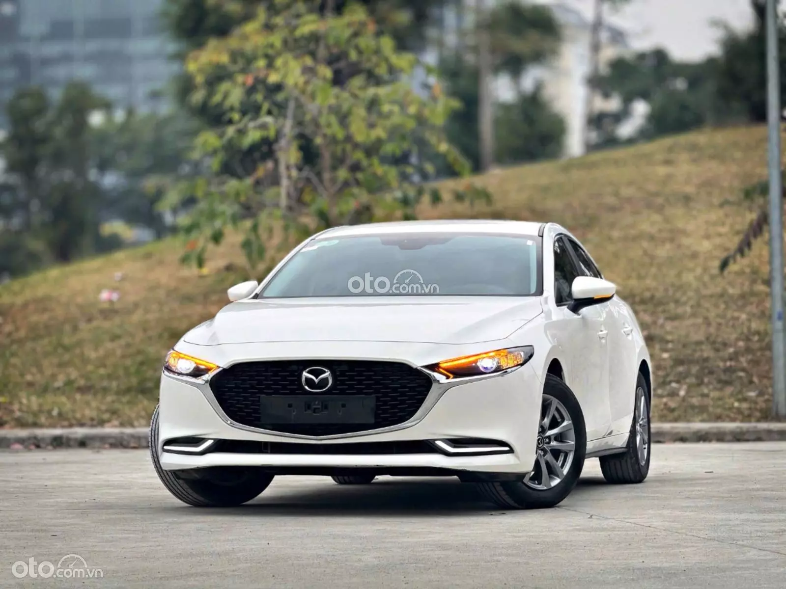 2025 Mazda 3 Sedan 1.5L Luxury
