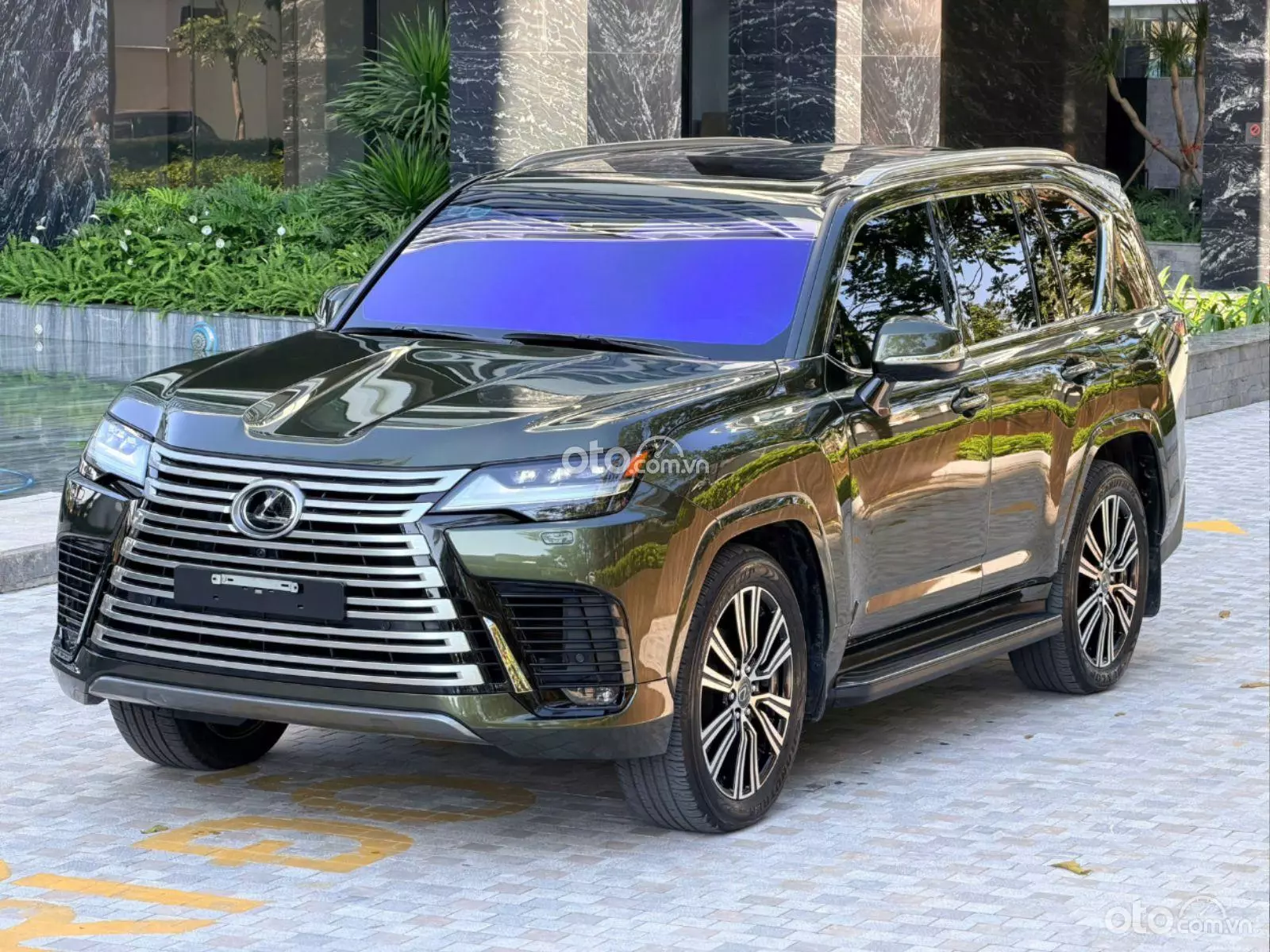 2024 Lexus LX 600 Urban