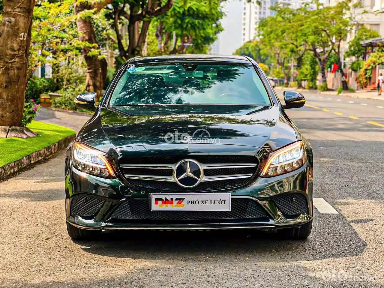 2020 Mercedes-Benz C180 AMG
