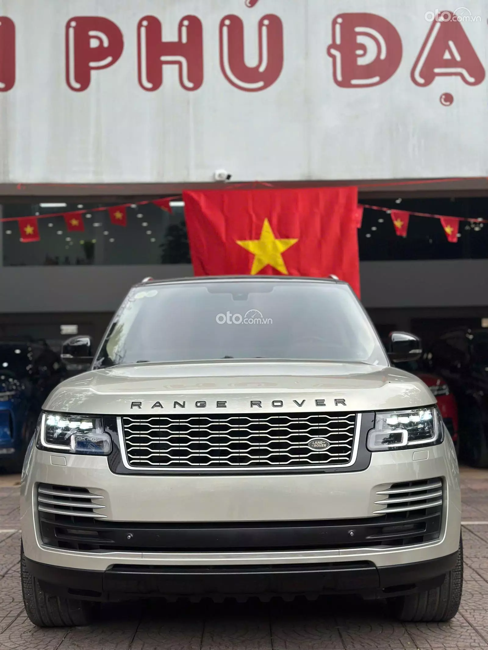 2014 Land Rover Range Rover 5.0 LWB Black Edition