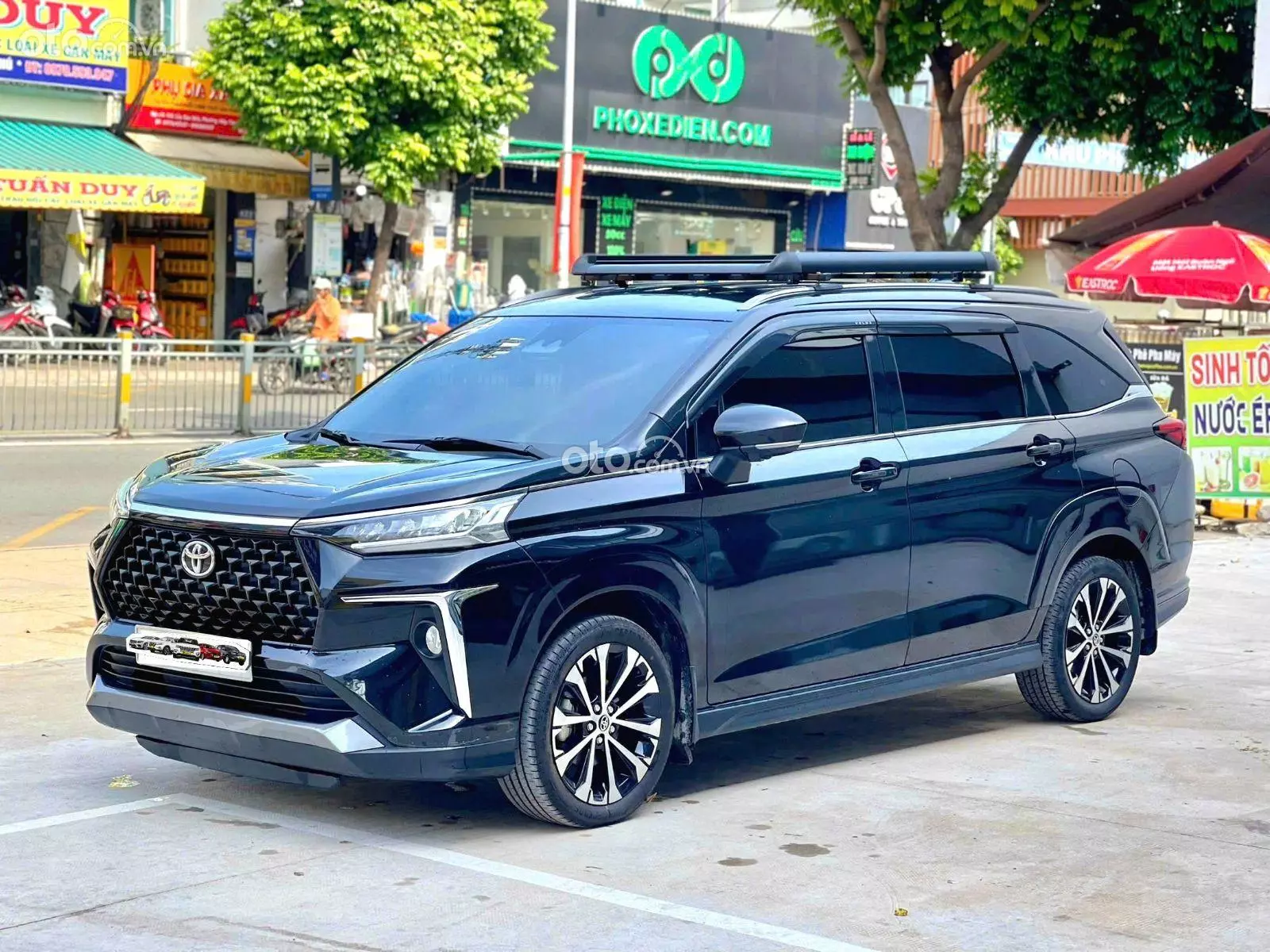 2023 Toyota Veloz Cross CVT Top