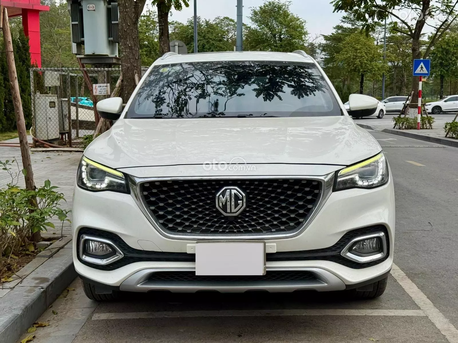 2020 MG HS 2.0T AWD Trophy