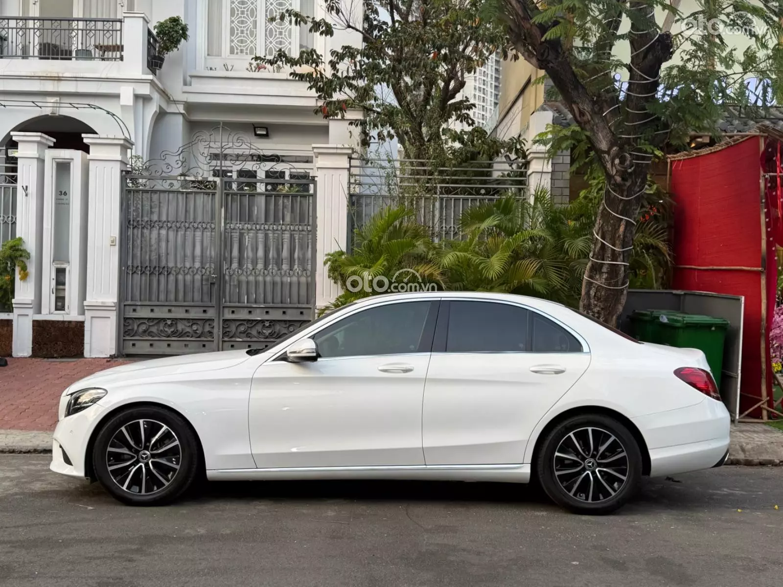 2020 Mercedes-Benz C200 2.0 AT