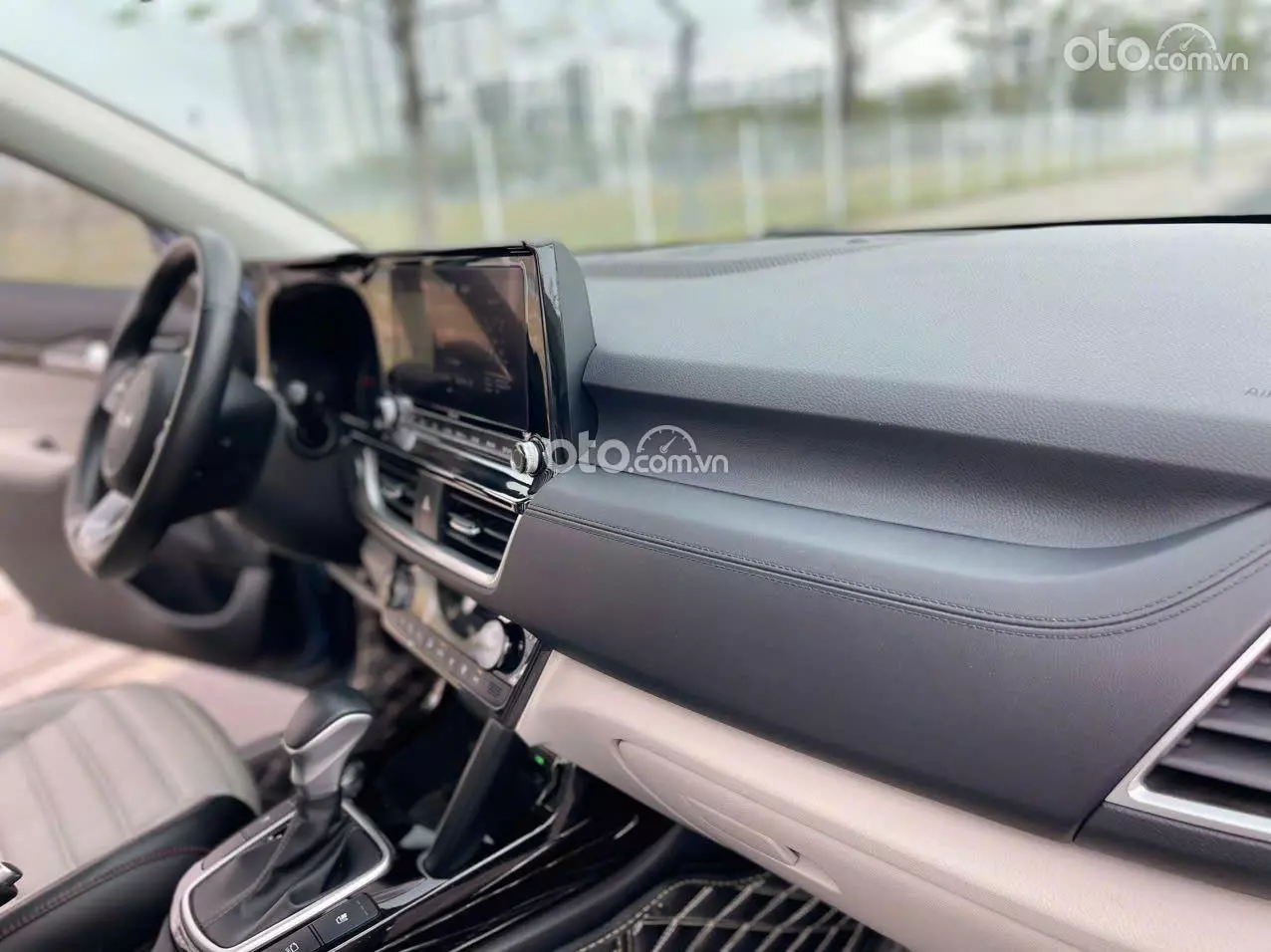 Thumbnail 12