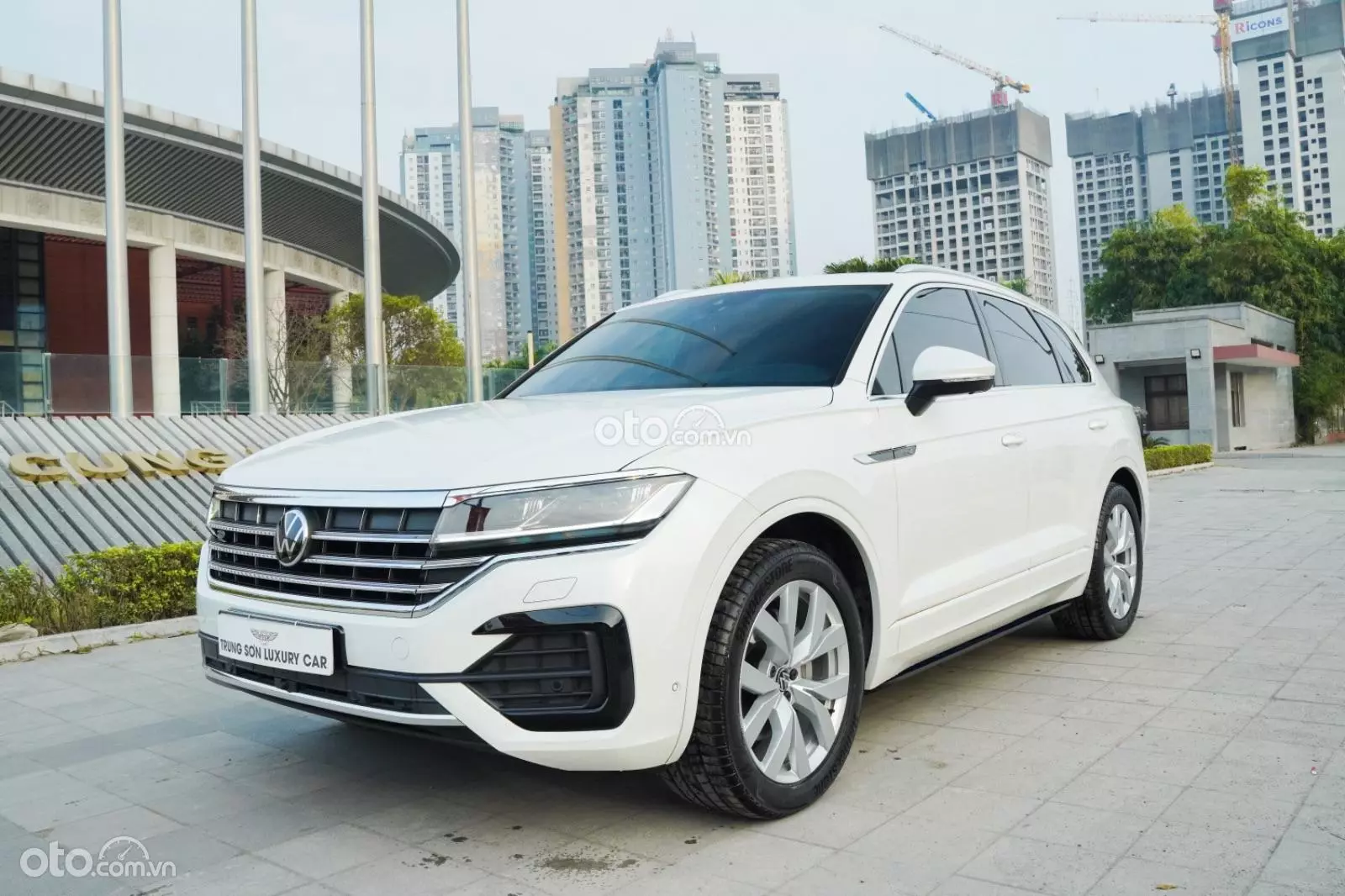 2023 Volkswagen Touareg Luxury